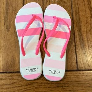 Victoria’s Secret flip flops